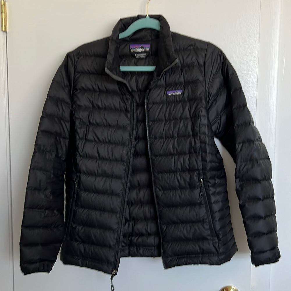 Patagonia Women’s Down Jacket, medium, black.